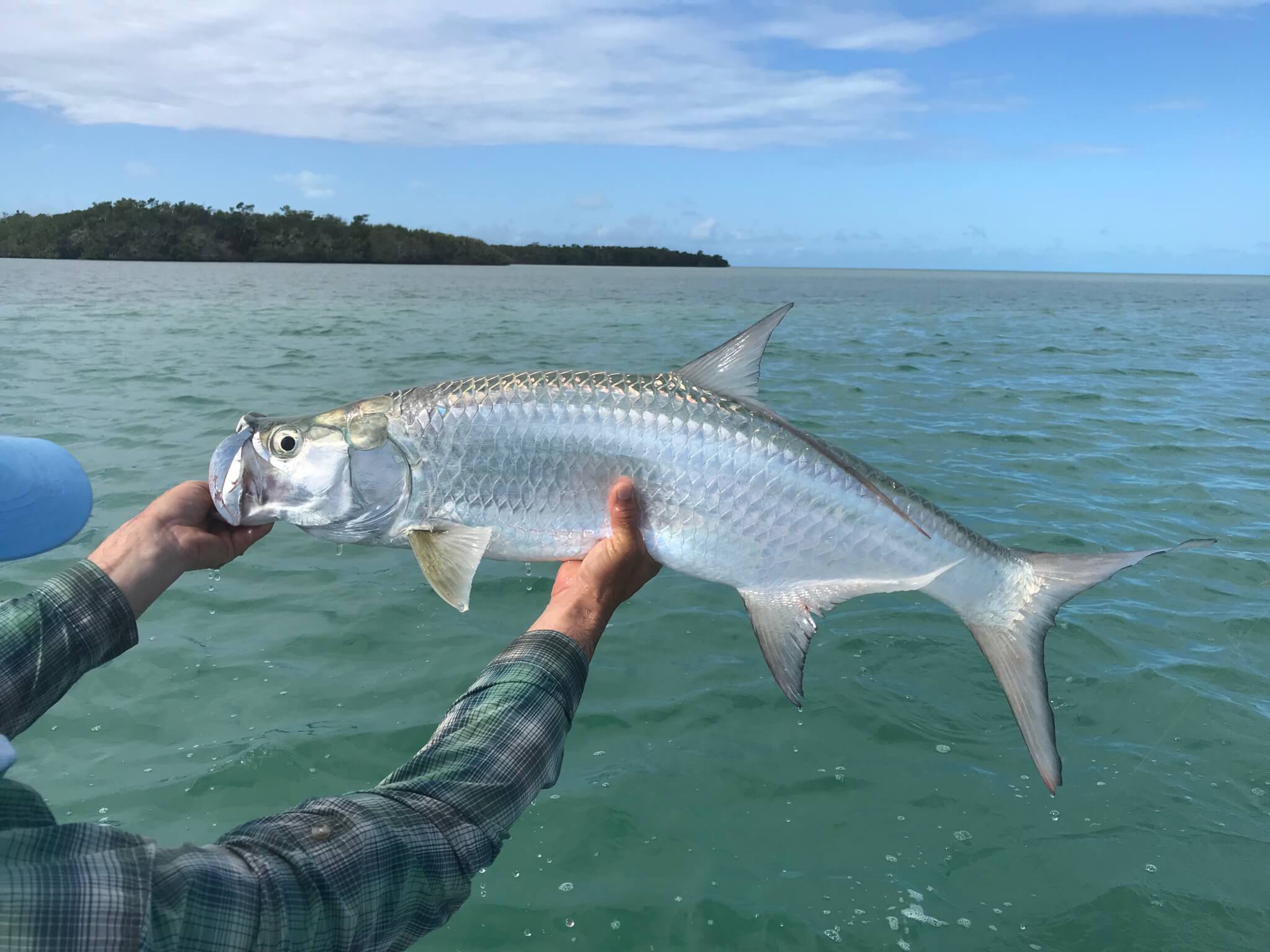 Belize Fishing, flyfishing for bonefish, permit, tarpon, snook